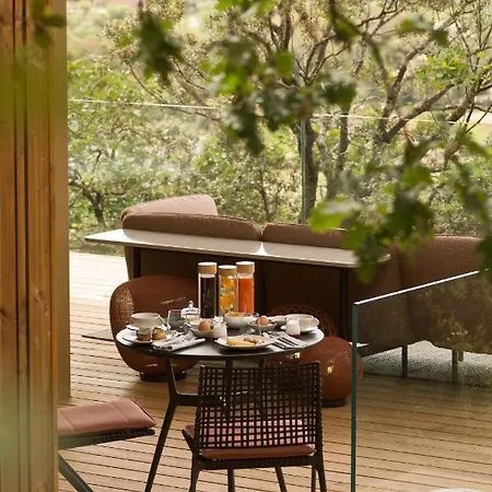 Alojamento de Acomodação e Pequeno-almoço Souki Lodges & Spa