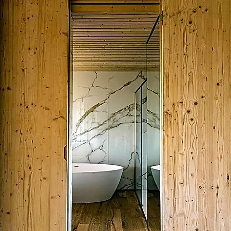 Souki Lodges & Spa Alojamento de Acomodação e Pequeno-almoço