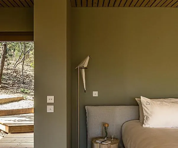 Souki ~ & Alojamento de Acomodação e Pequeno-almoço Cabrieres (Herault)