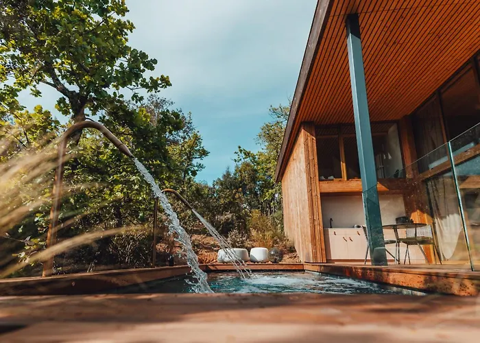 Souki ~ & Alojamento de Acomodação e Pequeno-almoço Cabrieres (Herault)